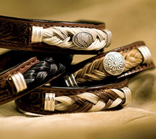 Ingang Rechtdoor zuurgraad Cowboy Collectibles Horse Hair and Leather Concho Bracelets- Authentic  Horse Hair Jewelery at TOHTC.com